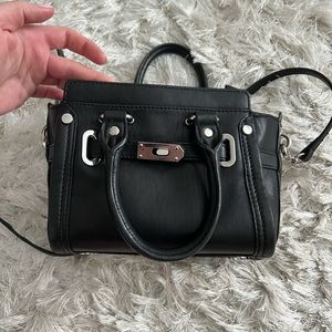 Ash Black Leather Crossbody Bag